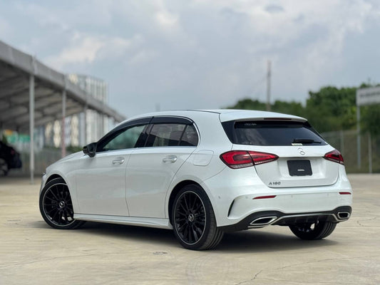 2022 MERCEDES BENZ A180 AMG 1.3T LEATHER EXCLUSIVE PACKAGE