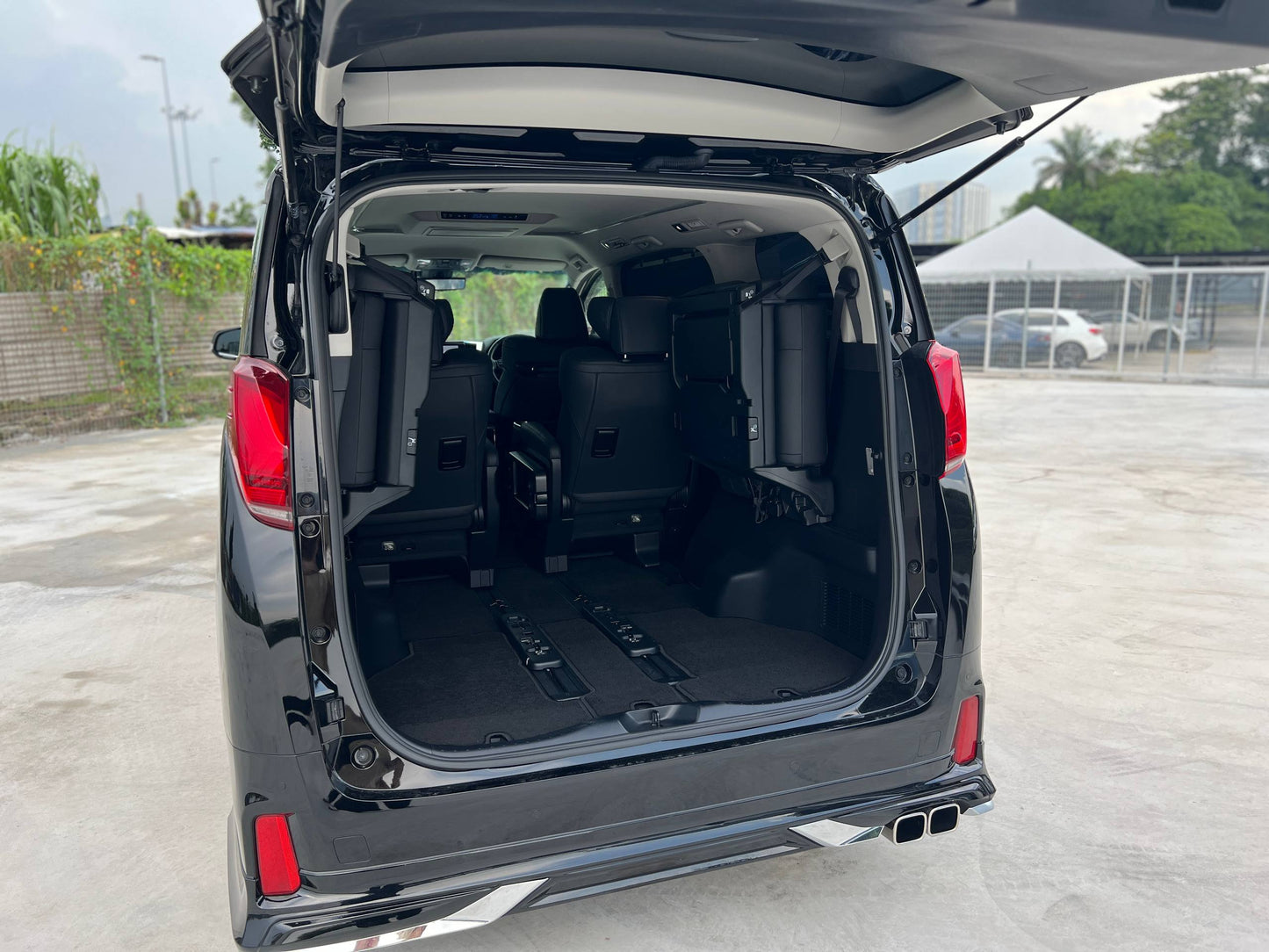 (MERDEKA SALES) 2022 TOYOTA ALPHARD 2.5 SC