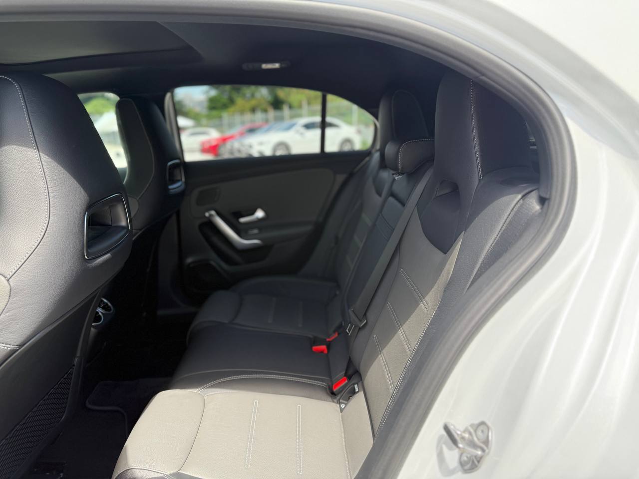 2021 MERCEDES BENZ A180 AMG 1.3T LEATHER EXCLUSIVE PACKAGE