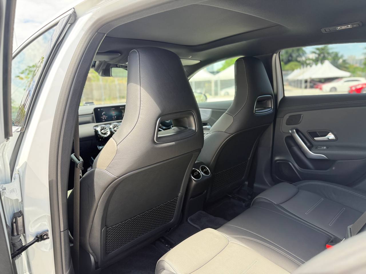 2021 MERCEDES BENZ A180 AMG 1.3T LEATHER EXCLUSIVE PACKAGE