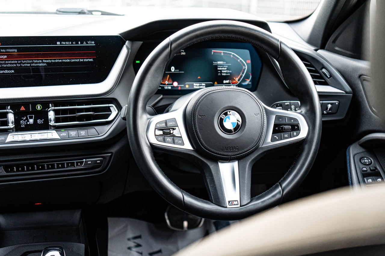 2020 BMW 118i M SPORT 1.5T DCT M SPORT PACKAGE