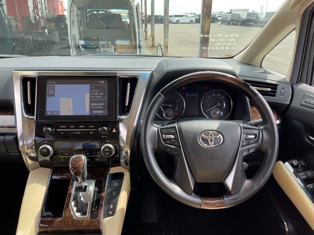 2020 TOYOTA ALPHARD 2.5 G