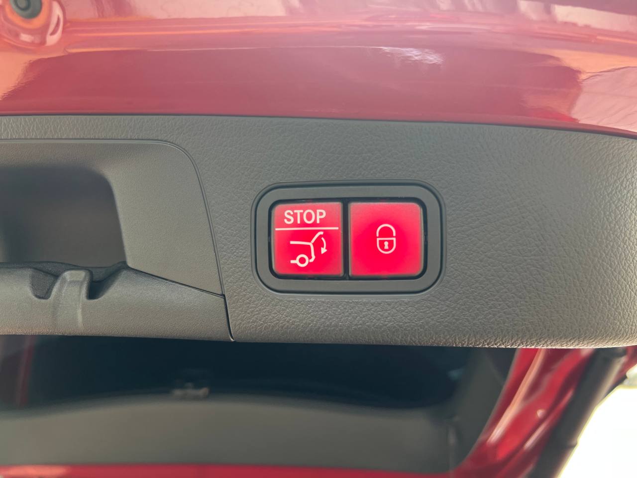 MERCEDES-BENZ GLA35 2.0