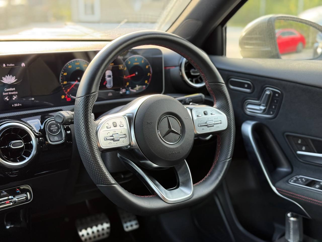 2020 MERCEDES BENZ A180 AMG 1.3T