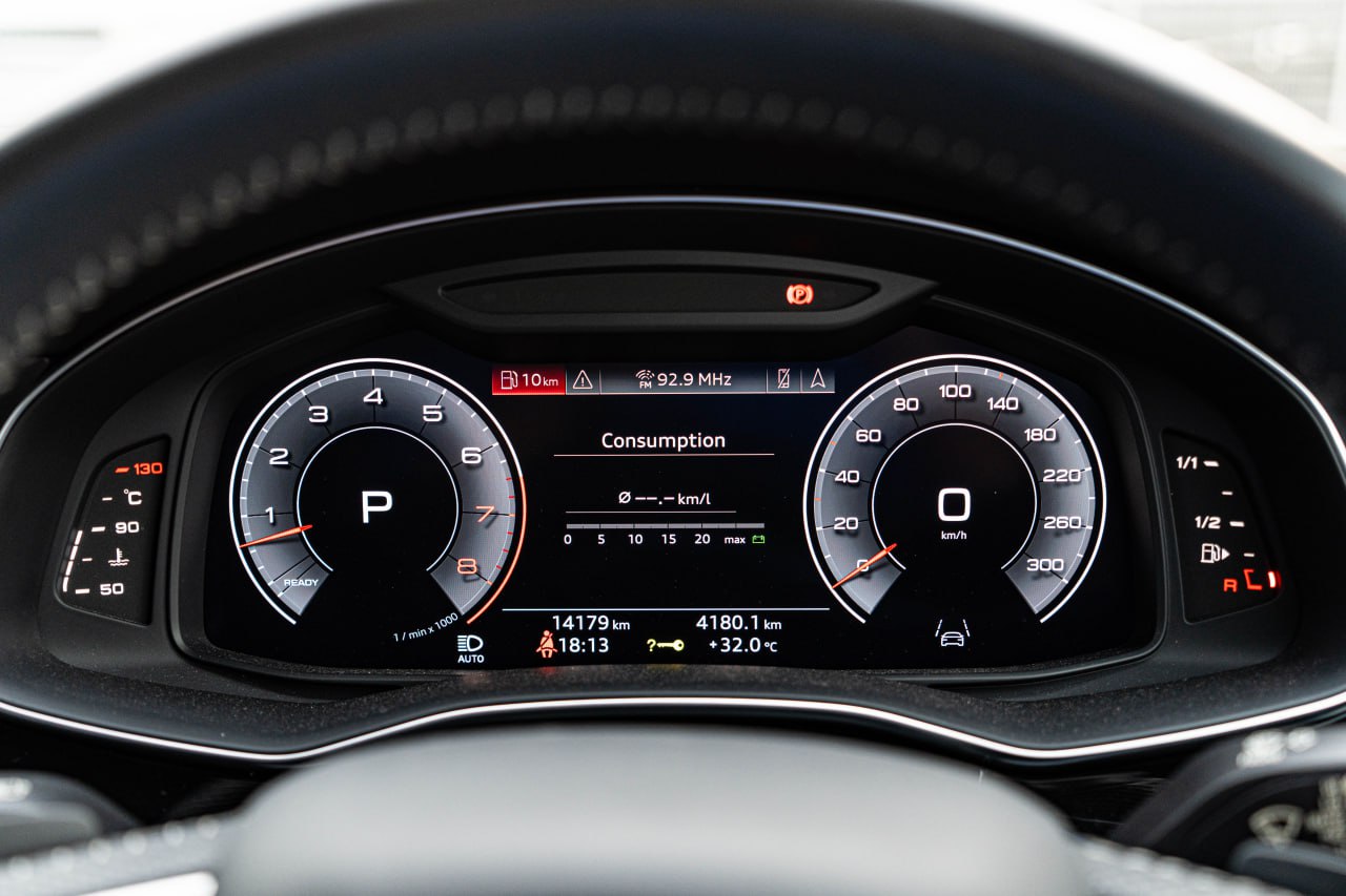 2019 AUDI Q8 S-LINE 3.0 DEBUT PACKAGE QUATTRO 55TFSI
