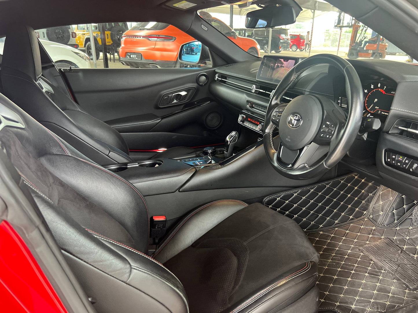 TOYOTA SUPRA SZ-R 2.0T 