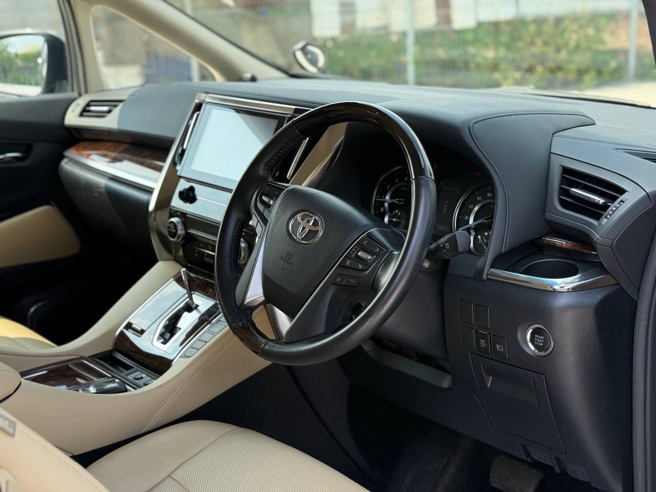 2020 TOYOTA ALPHARD 2.5 G FACELIFT