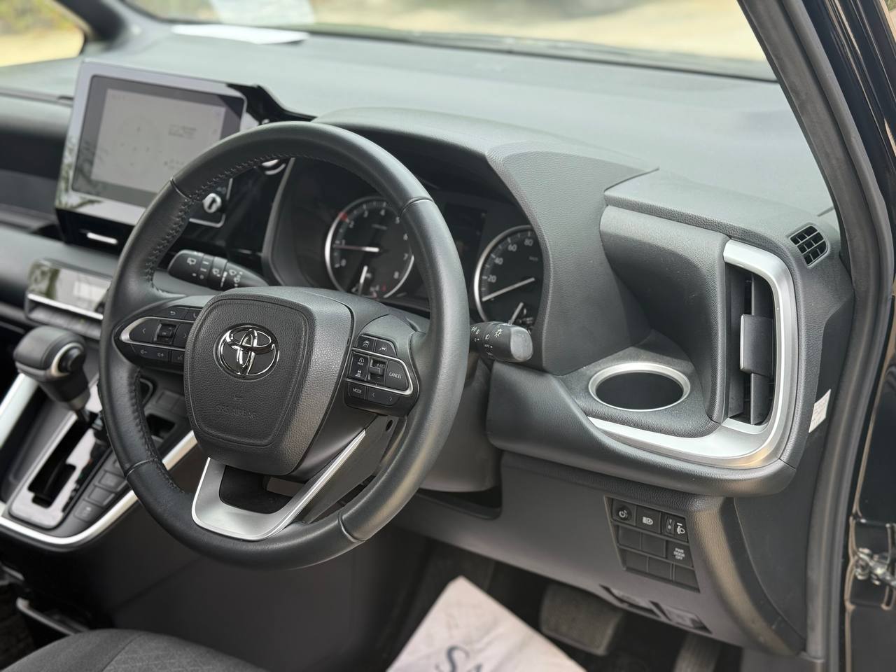 2022 TOYOTA NOAH 2.0 S-G