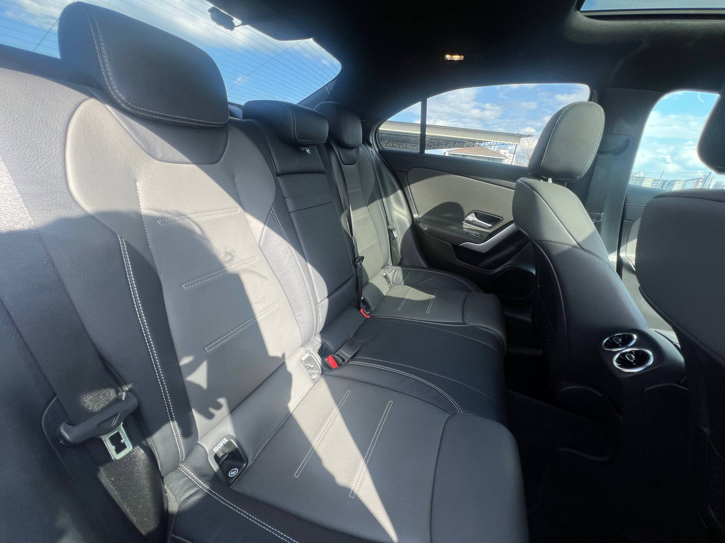 A180 AMG SEDAN 1.3T LEATHER EXCLUSIVE PACK
