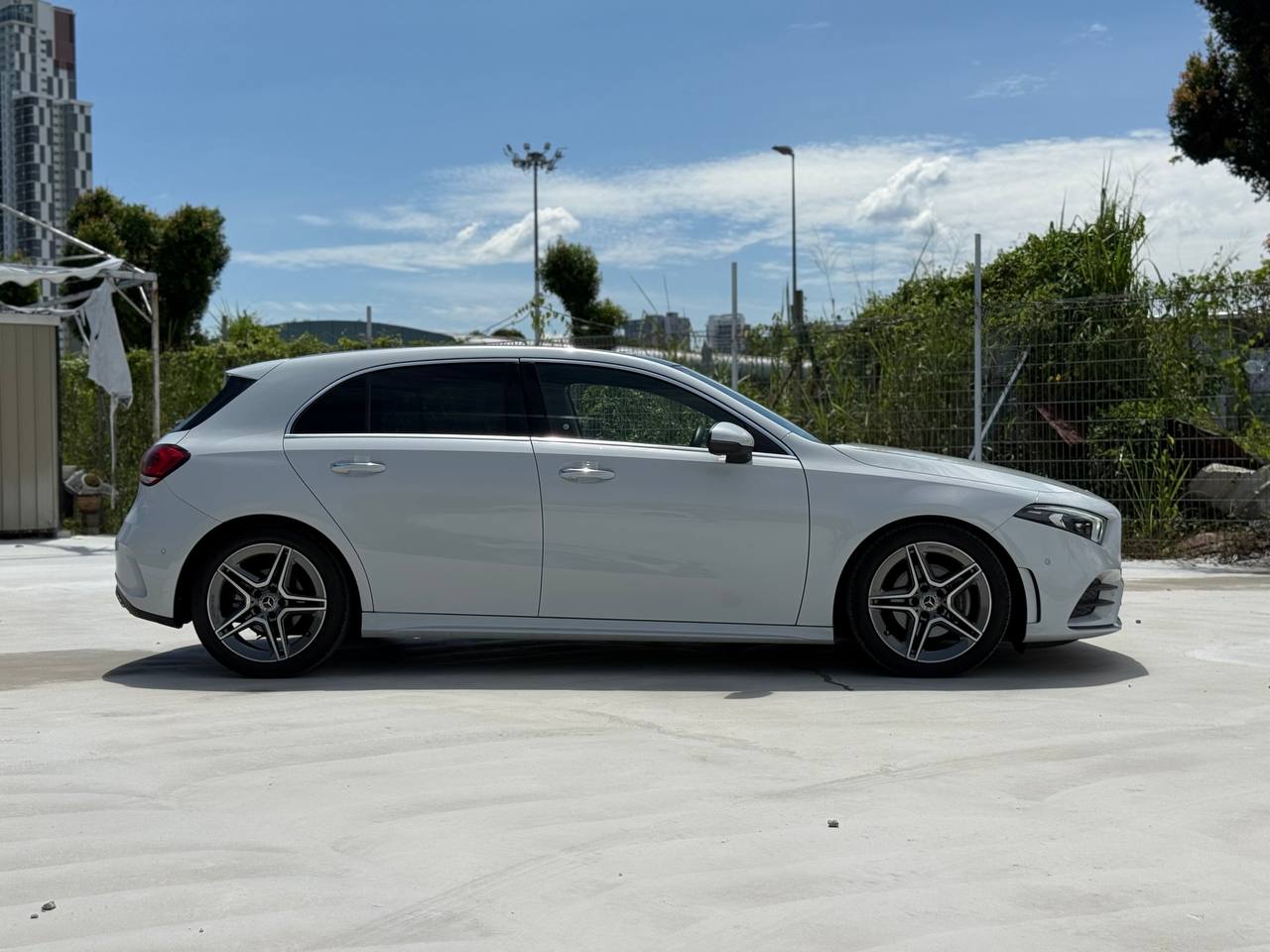 2021 MERCEDES BENZ A180 AMG 1.3T LEATHER EXCLUSIVE PACKAGE
