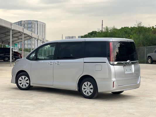 2021 TOYOTA NOAH 2.0X