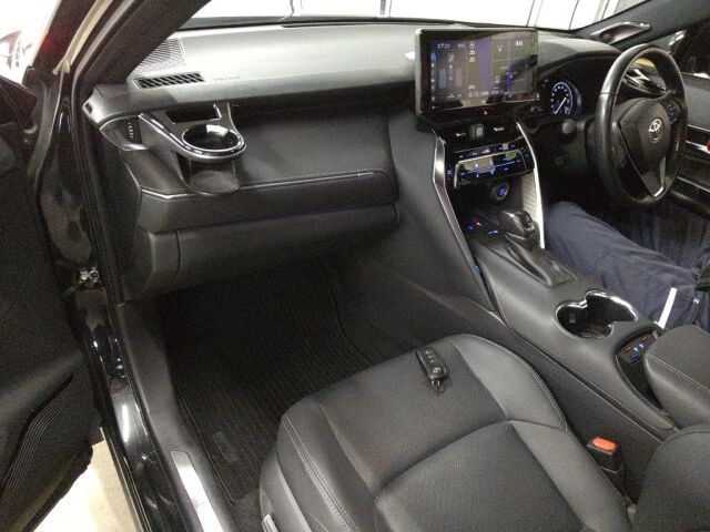 (MERDEKA SALES) 2021 TOYOTA HARRIER 2.0 Z LEATHER PACKAGE