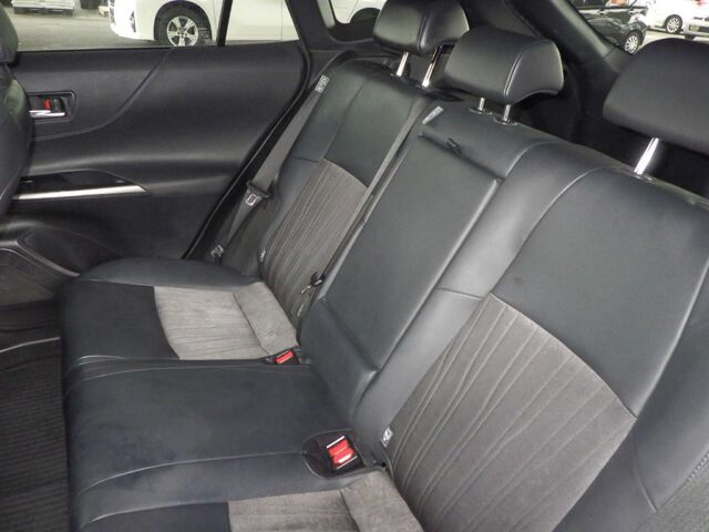 (MERDEKA SALES) 2021 TOYOTA HARRIER 2.0 Z HALF LEATHER