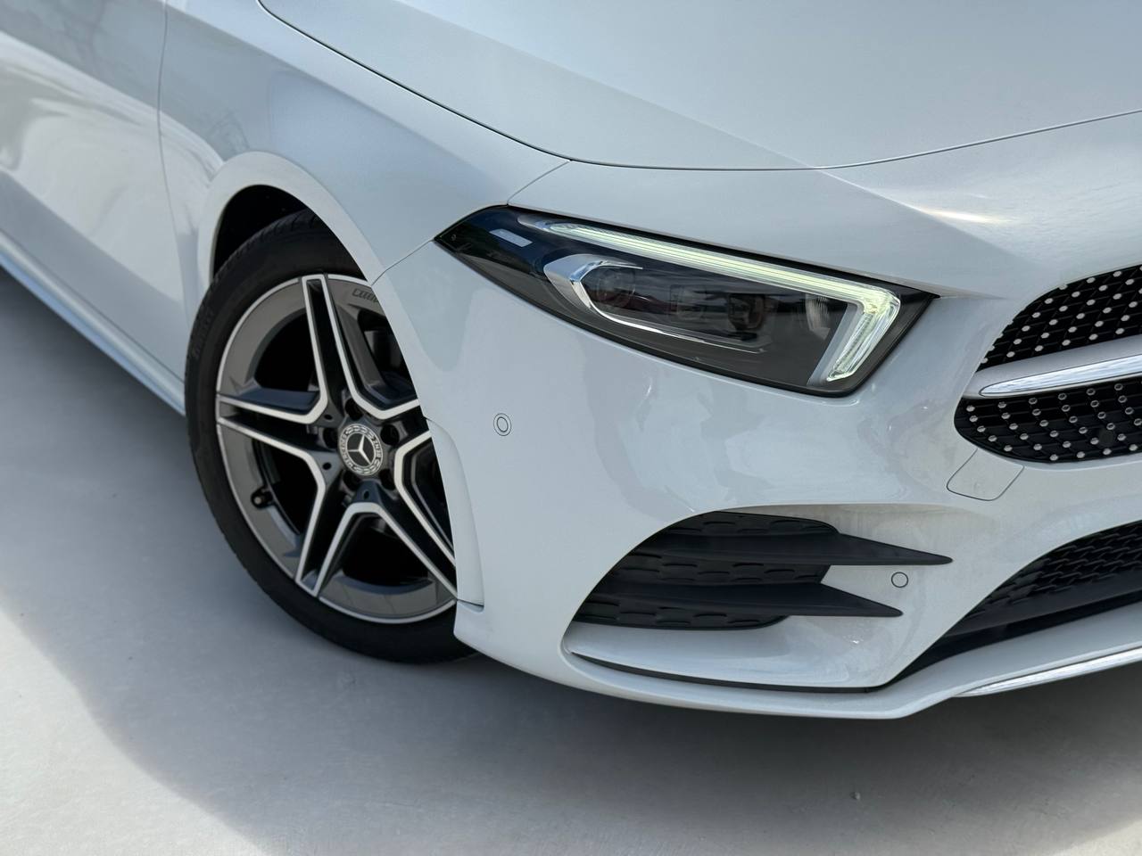 2021 MERCEDES BENZ A180 AMG 1.3T LEATHER EXCLUSIVE PACKAGE
