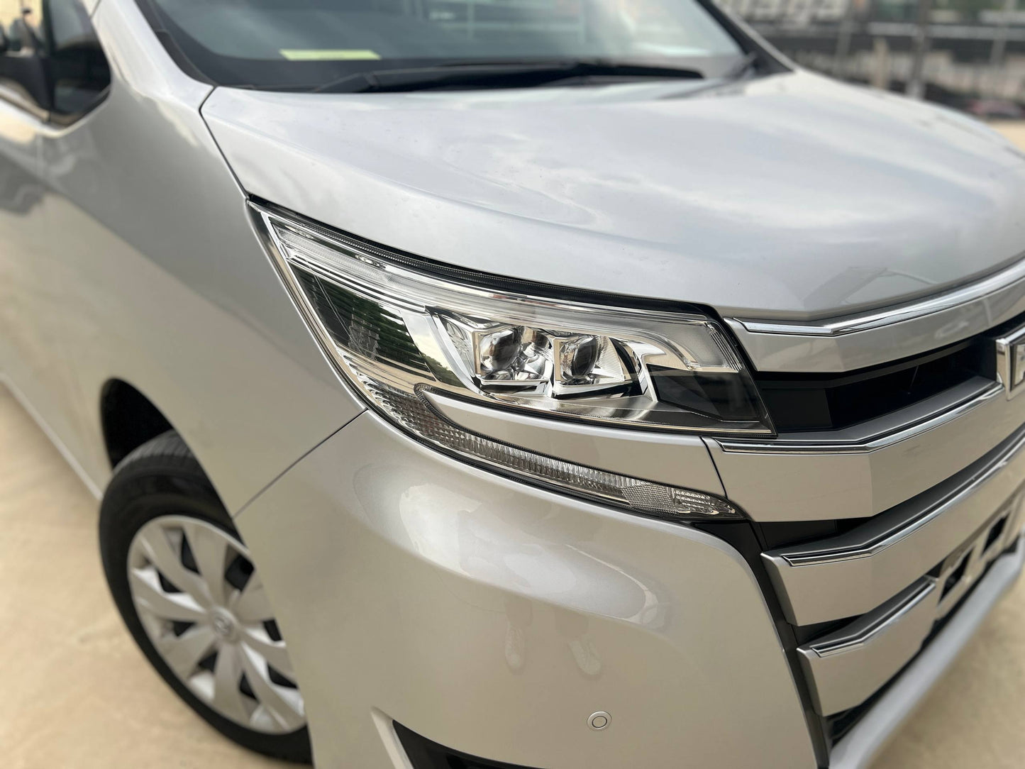 2021 TOYOTA NOAH 2.0X