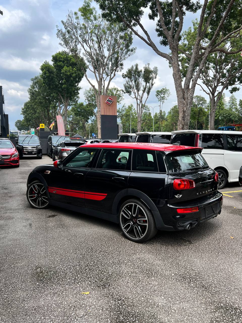 2018 MINI COOPER CLUBMAN 2.0 JCW ALL4 (BLACK)