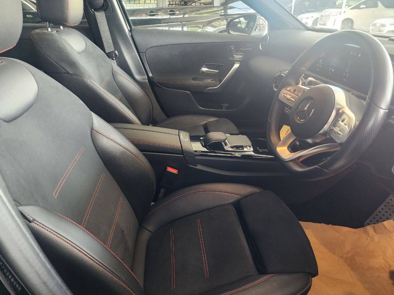2020 MERCEDES BENZ A180 AMG SEDAN 1.3T