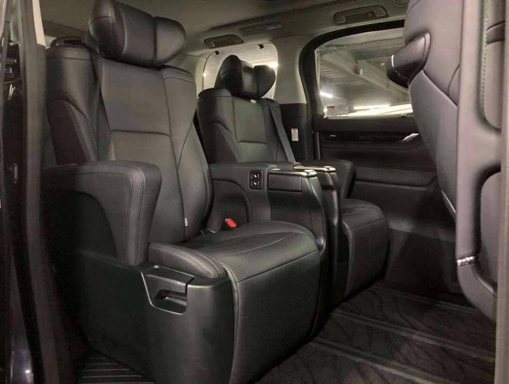 (MERDEKA SALES) 2022 TOYOTA ALPHARD 2.5 SC