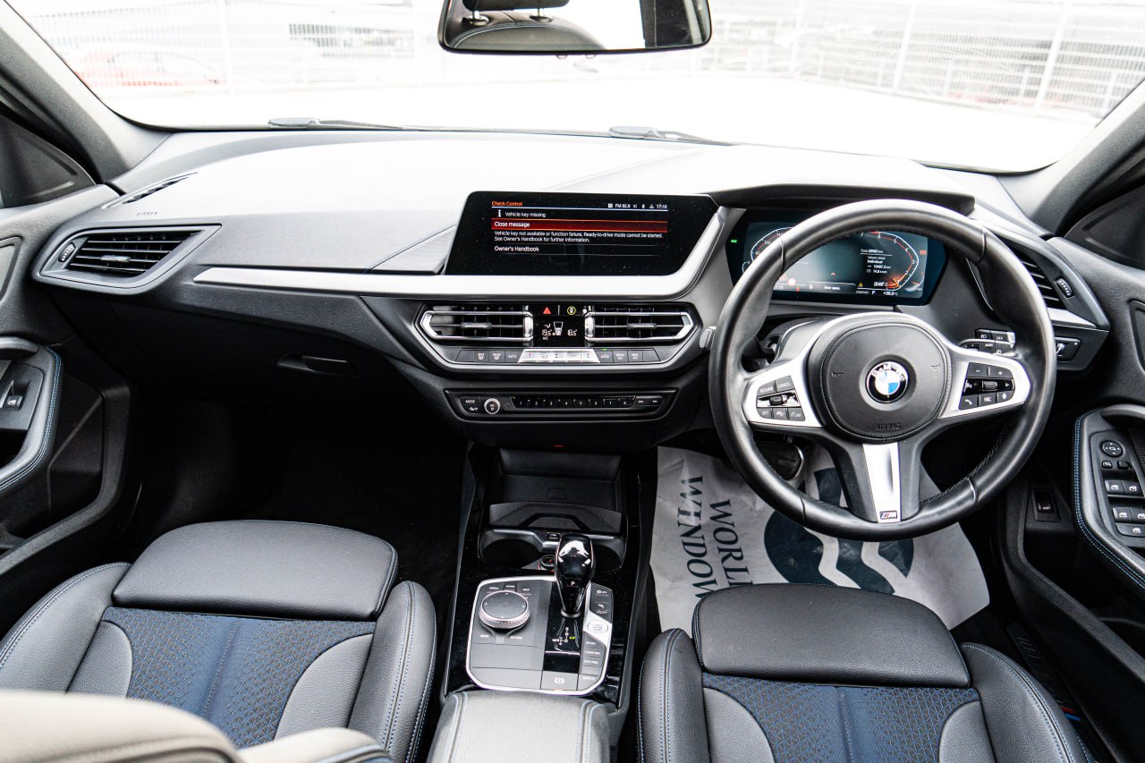 2020 BMW 118i M SPORT 1.5T DCT M SPORT PACKAGE