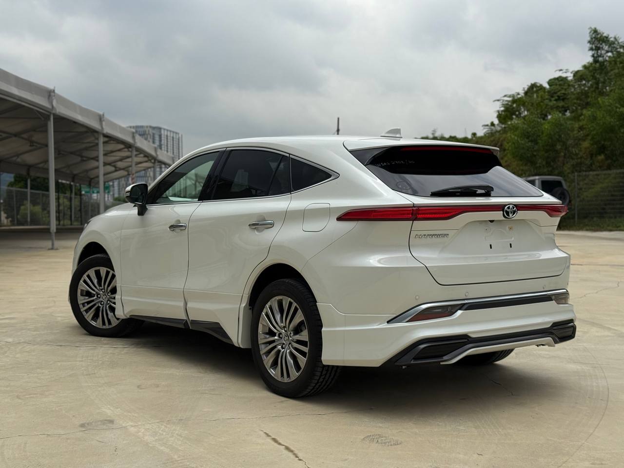 (MERDEKA SALES) 2020 TOYOTA HARRIER 2.0 Z MODELLISTA BODYKIT