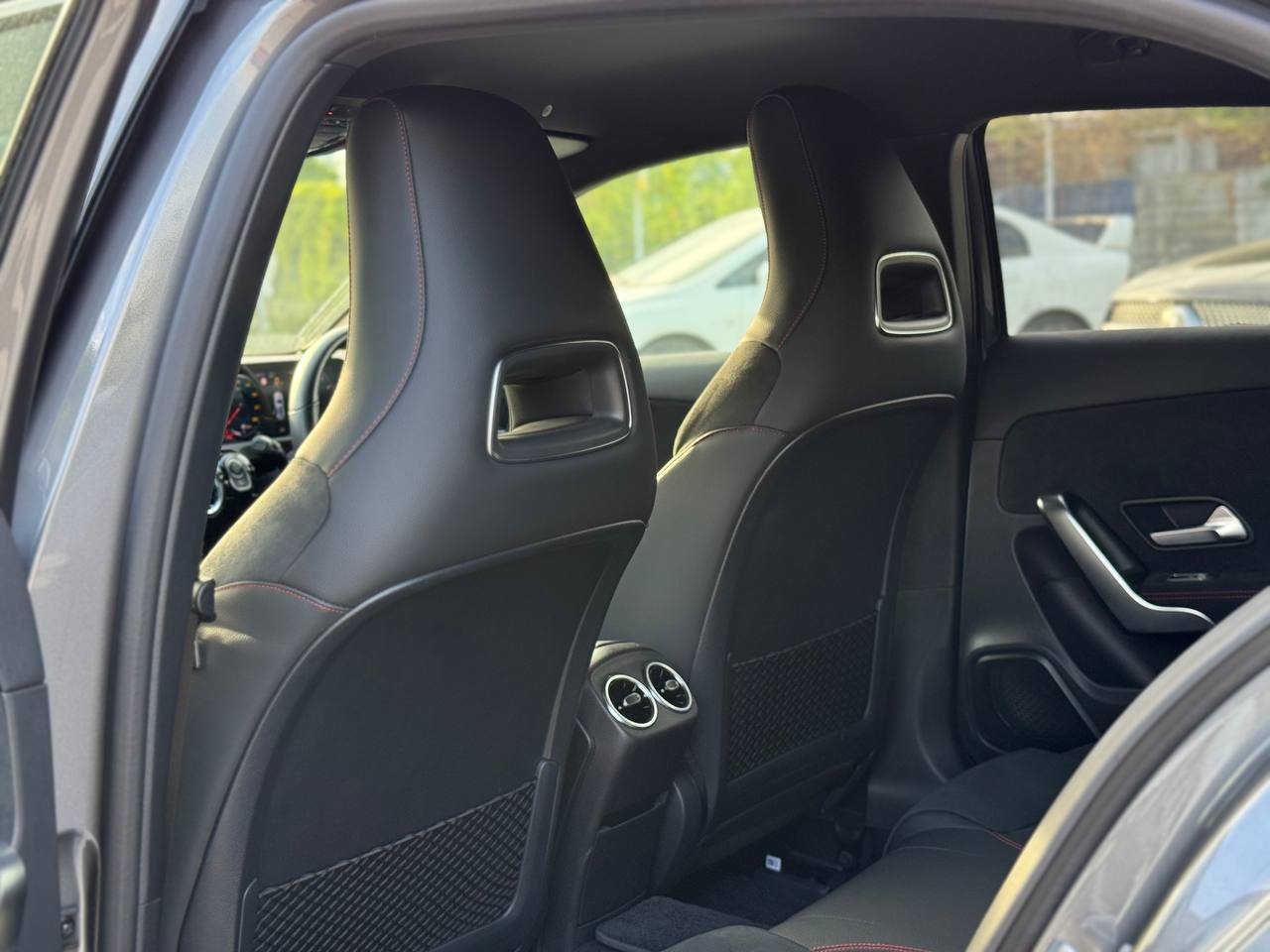 2020 MERCEDES BENZ A180 AMG 1.3T