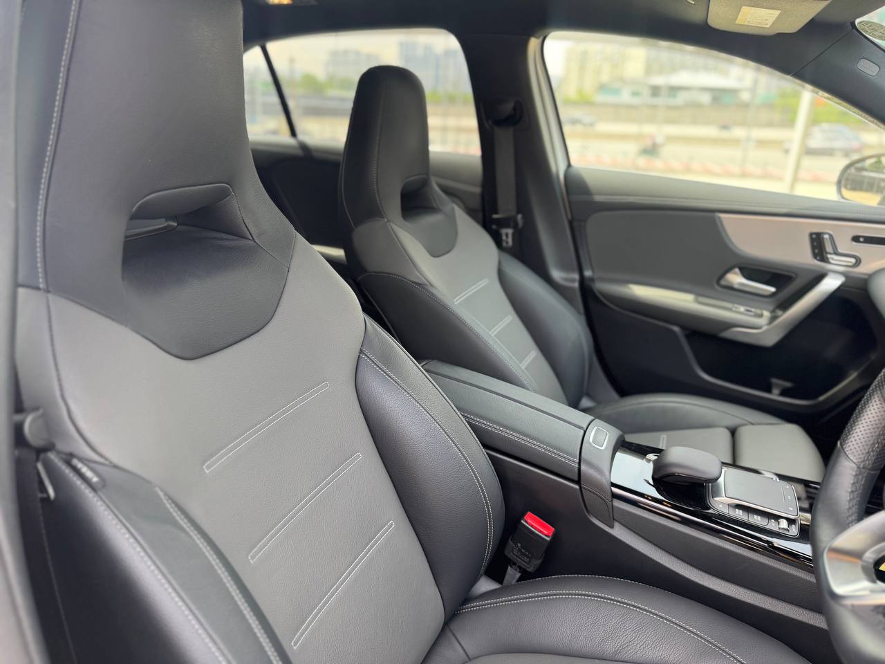 2022 MERCEDES BENZ A180 AMG 1.3T LEATHER EXCLUSIVE PACKAGE