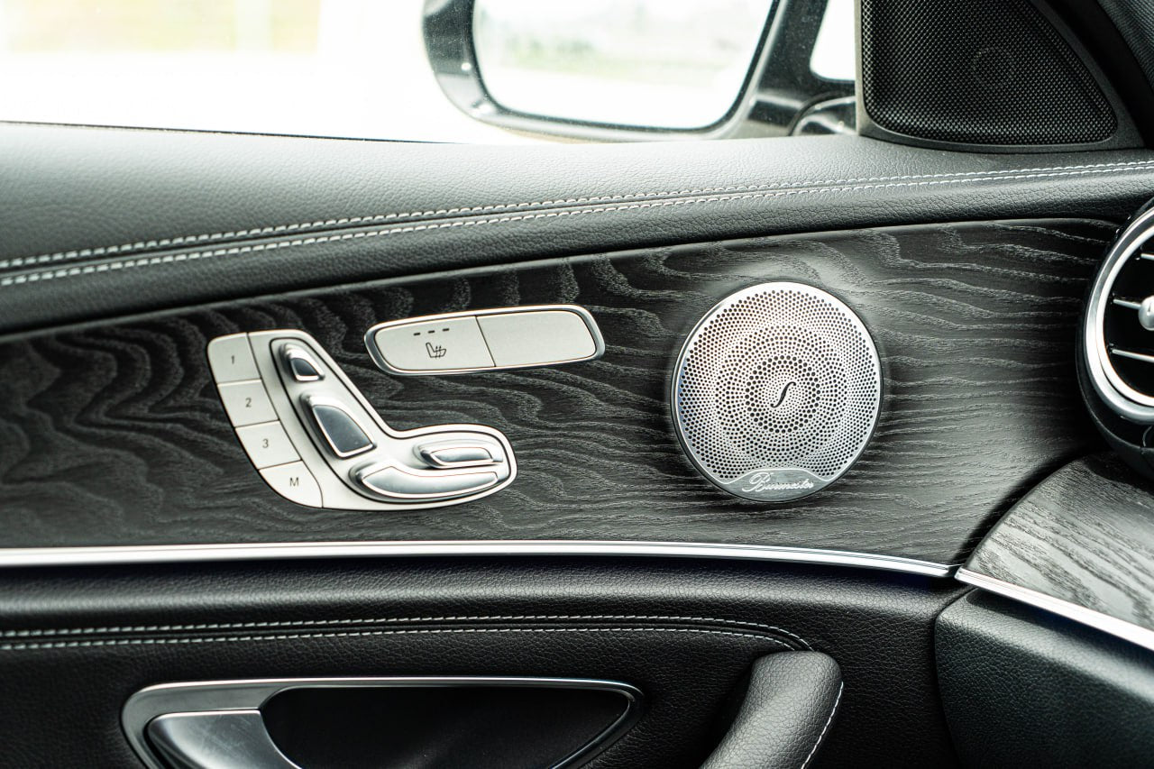 2018 MERCEDES BENZ E200 AMG SPORT 2.0T (WHITE)