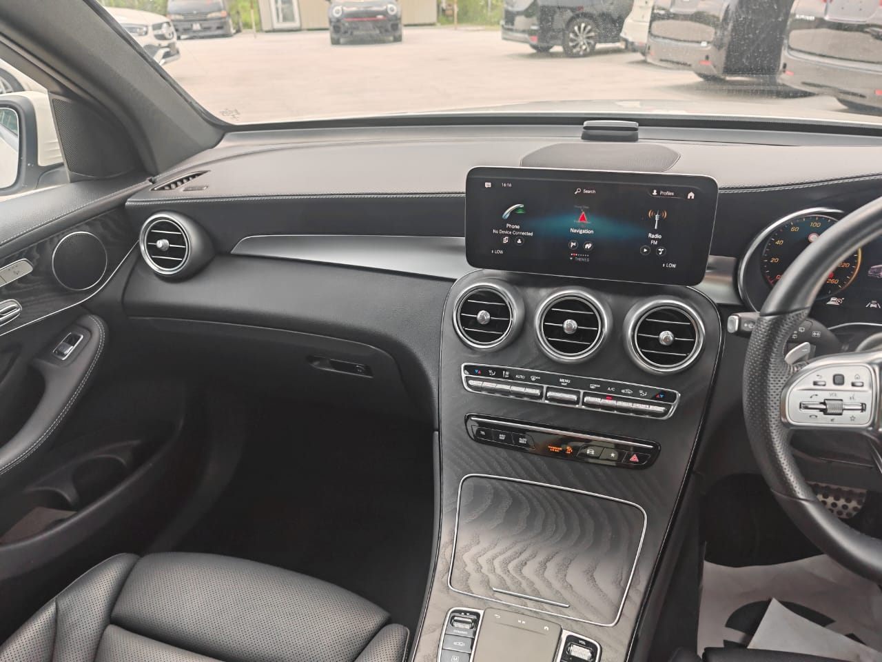 2022 MERCEDES BENZ GLC300 AMG LINE 4 MATIC 2.0T