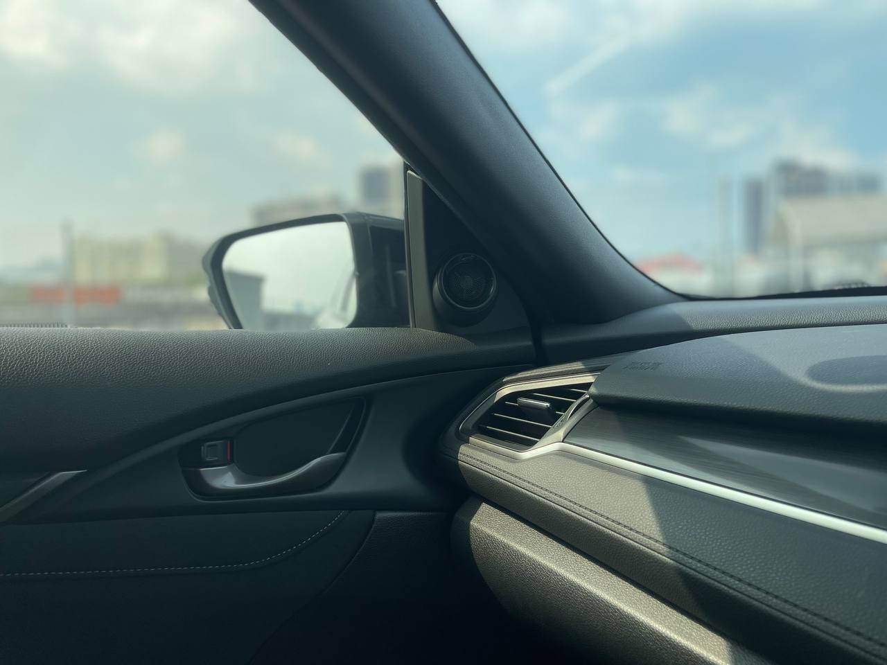 CIVIC HATCHBACK 1.5T FK7 (AT)