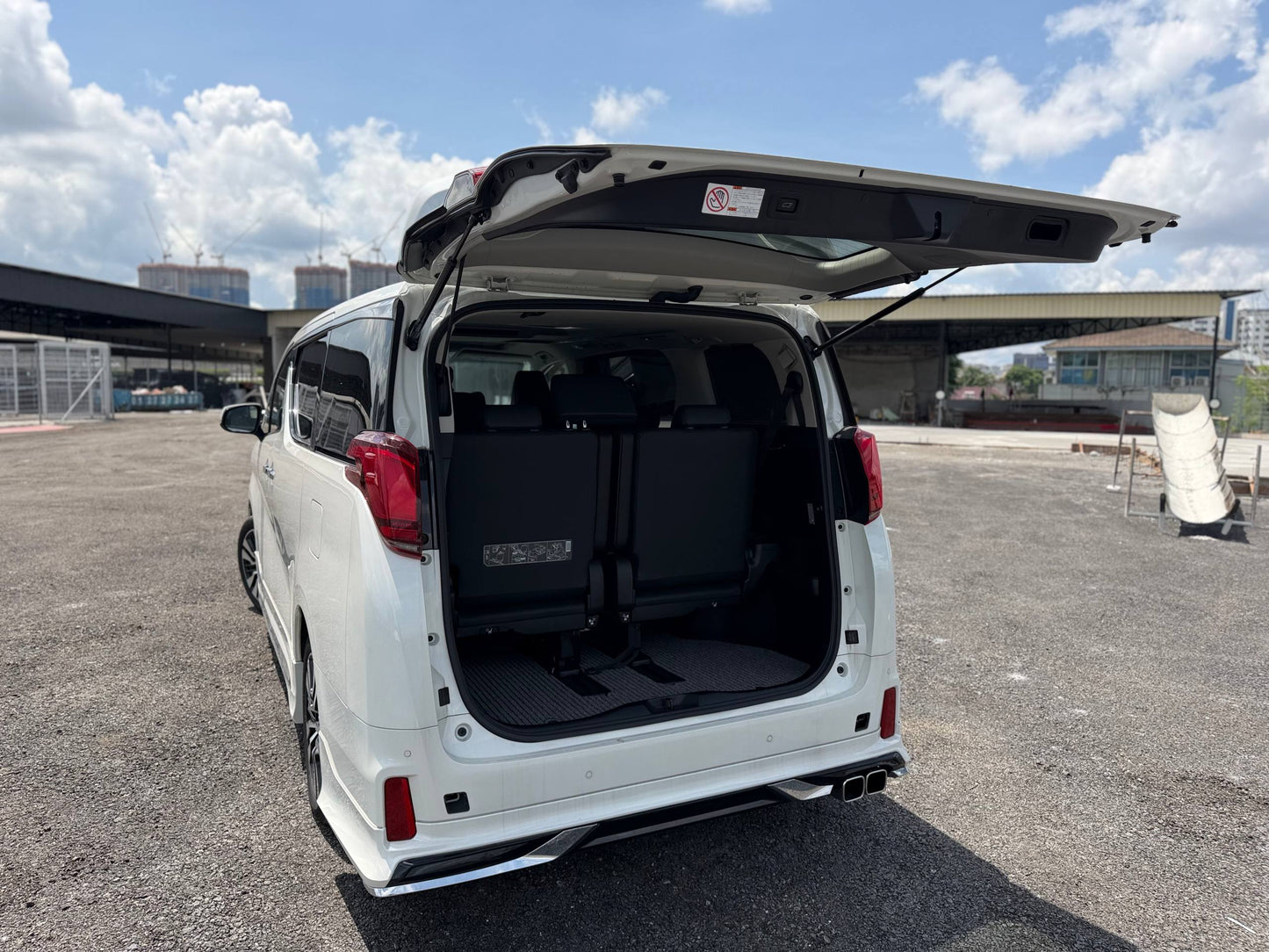 ALPHARD 2.5 SC PACKAGE MODELLISTA