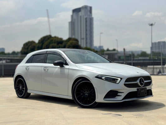 2022 MERCEDES BENZ A180 AMG 1.3T LEATHER EXCLUSIVE PACKAGE