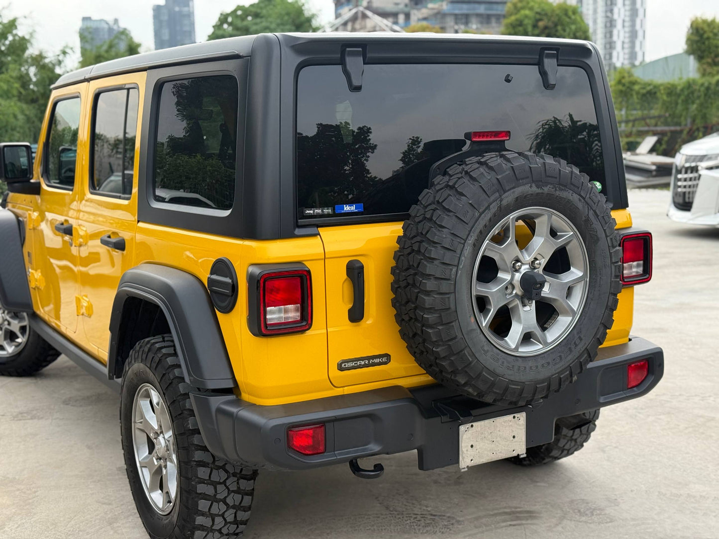 JEEP WRANGLER UNLIMITED FREEDOM EDITION MILITARY THEME 4WD 2.0T