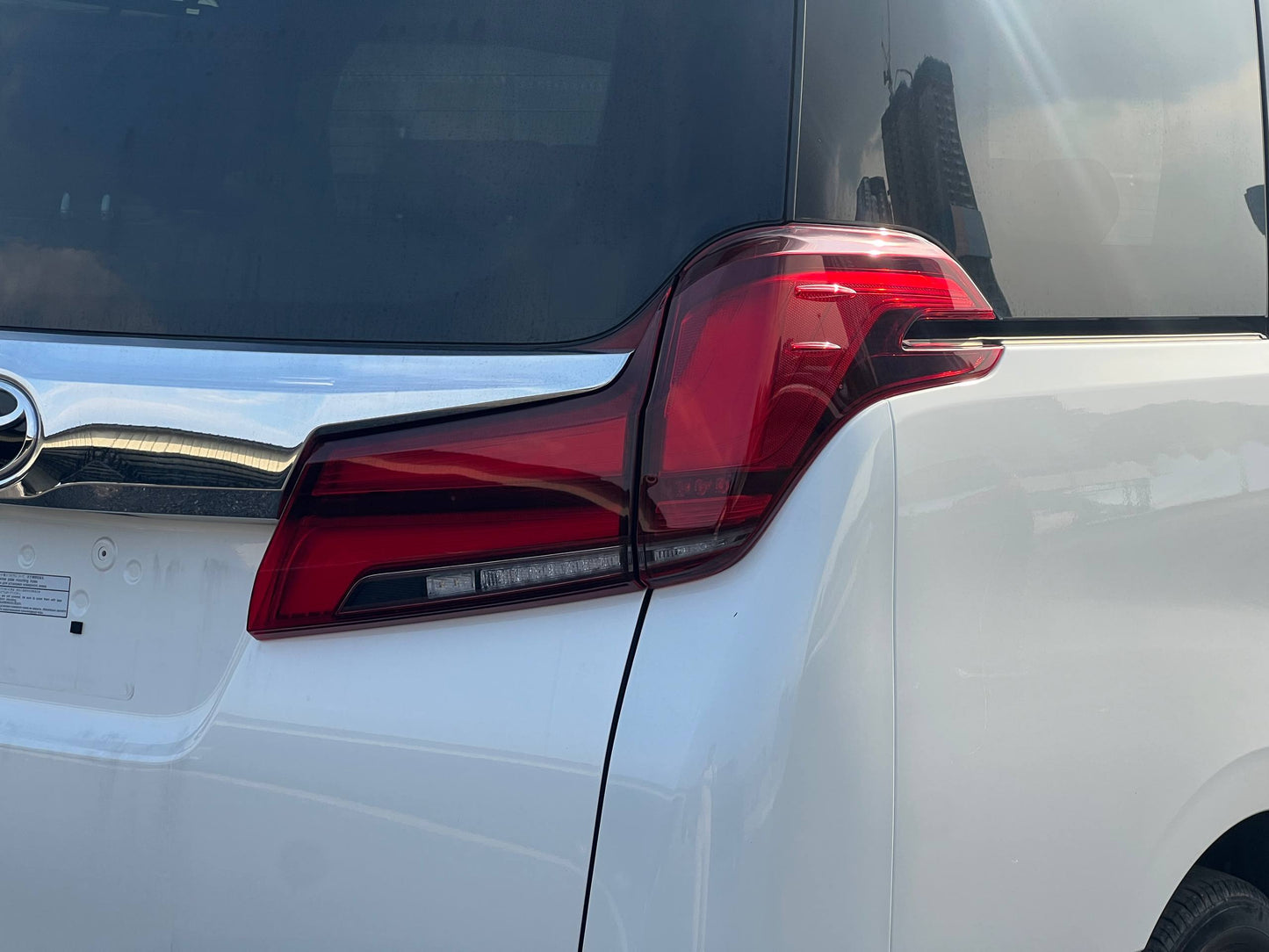 ALPHARD 2.5 SC PACKAGE MODELLISTA