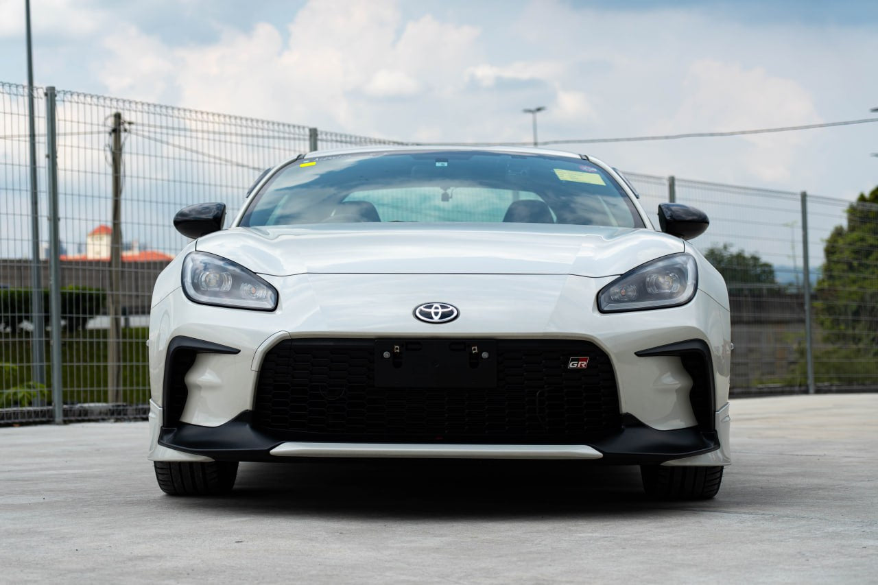 2022 TOYOTA GR86 2.4 RZ (AT) TRD (WHITE)
