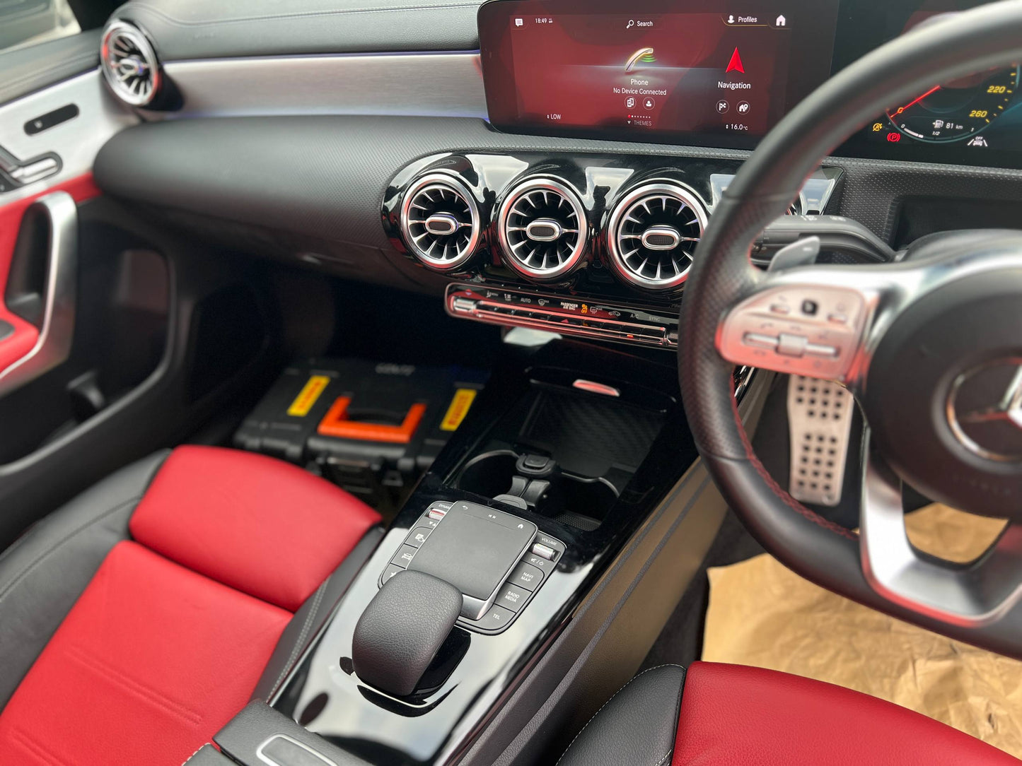2020 MERCEDES BENZ CLA250 AMG 2.0T 4MATIC LEATHER EXCLUSIVE PACKAGE