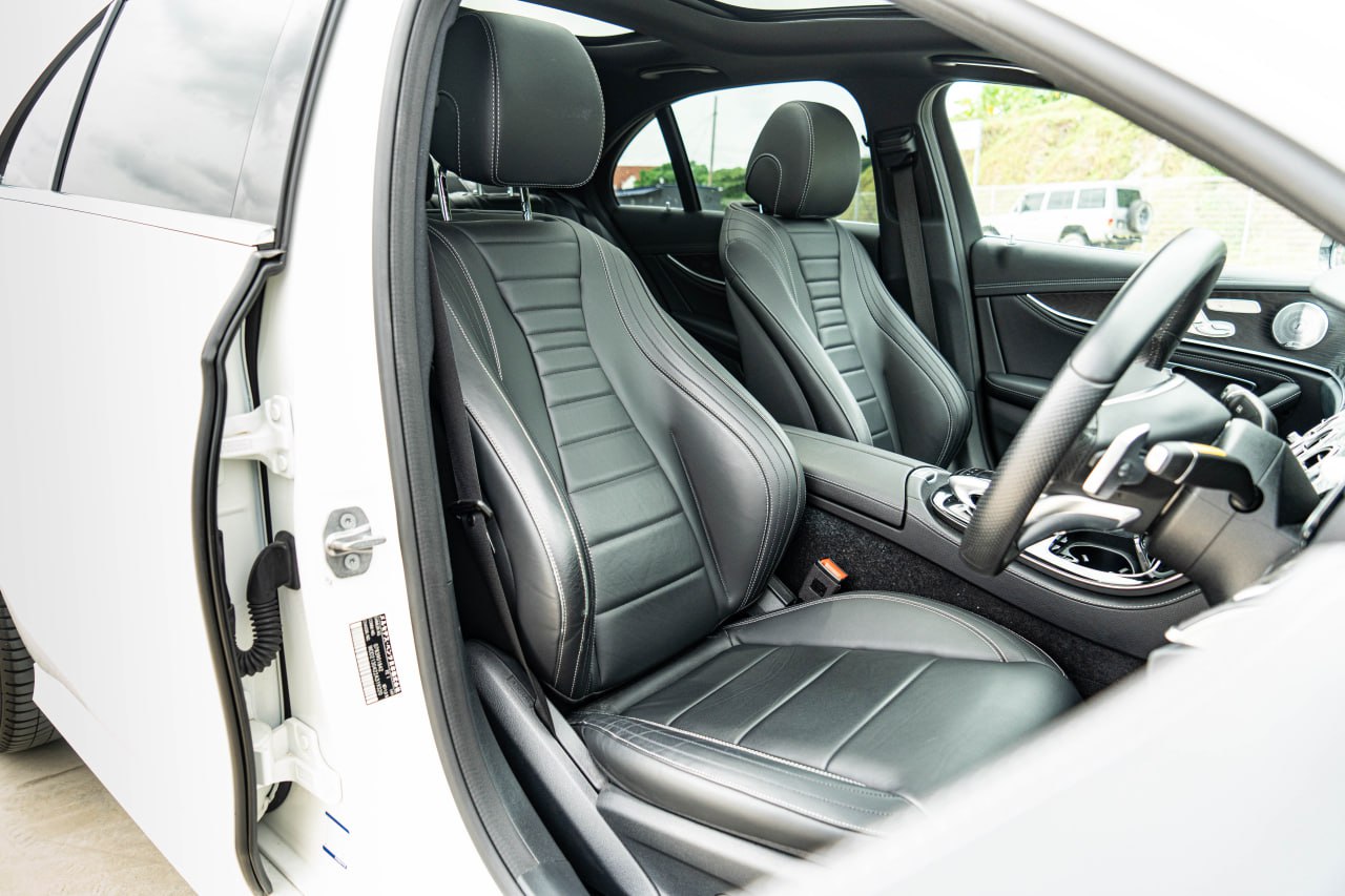 2018 MERCEDES BENZ E200 AMG SPORT 2.0T (WHITE)