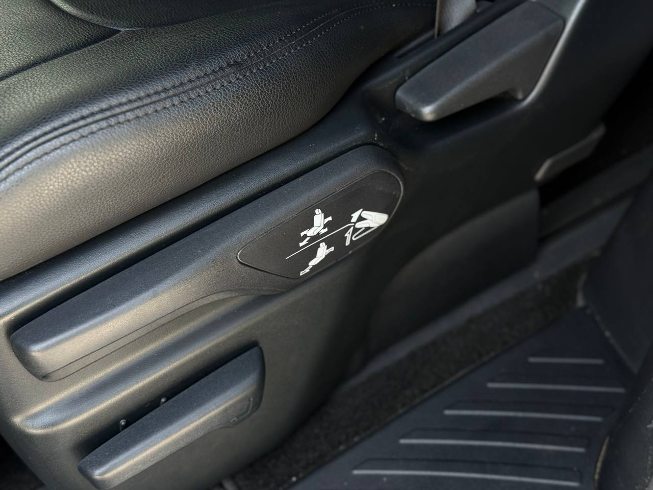 2021 TOYOTA ALPHARD 2.5 S TYPE GOLD II