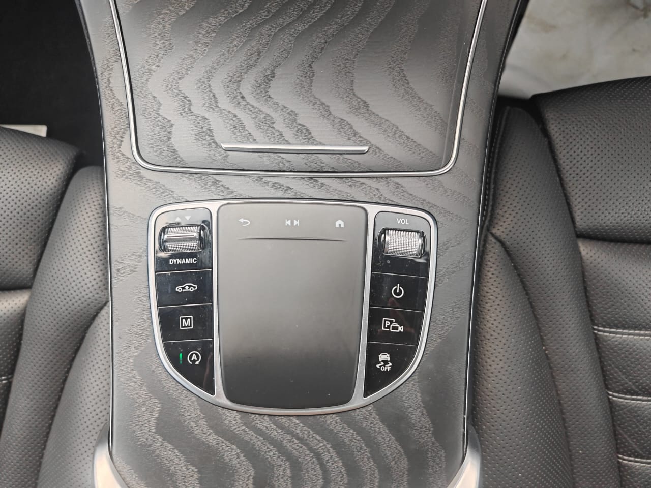 2022 MERCEDES BENZ GLC300 AMG LINE 4 MATIC 2.0T