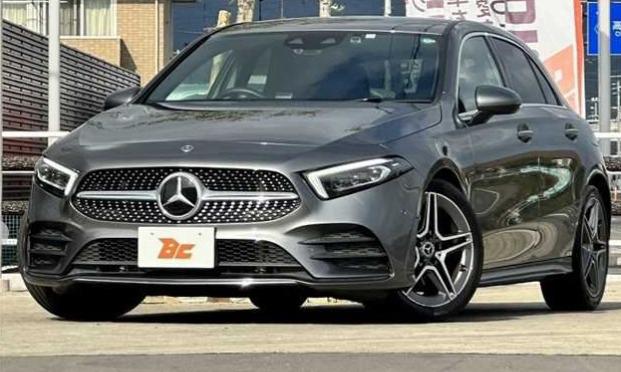 MERCEDES BENZ A180 AMG 1.3T