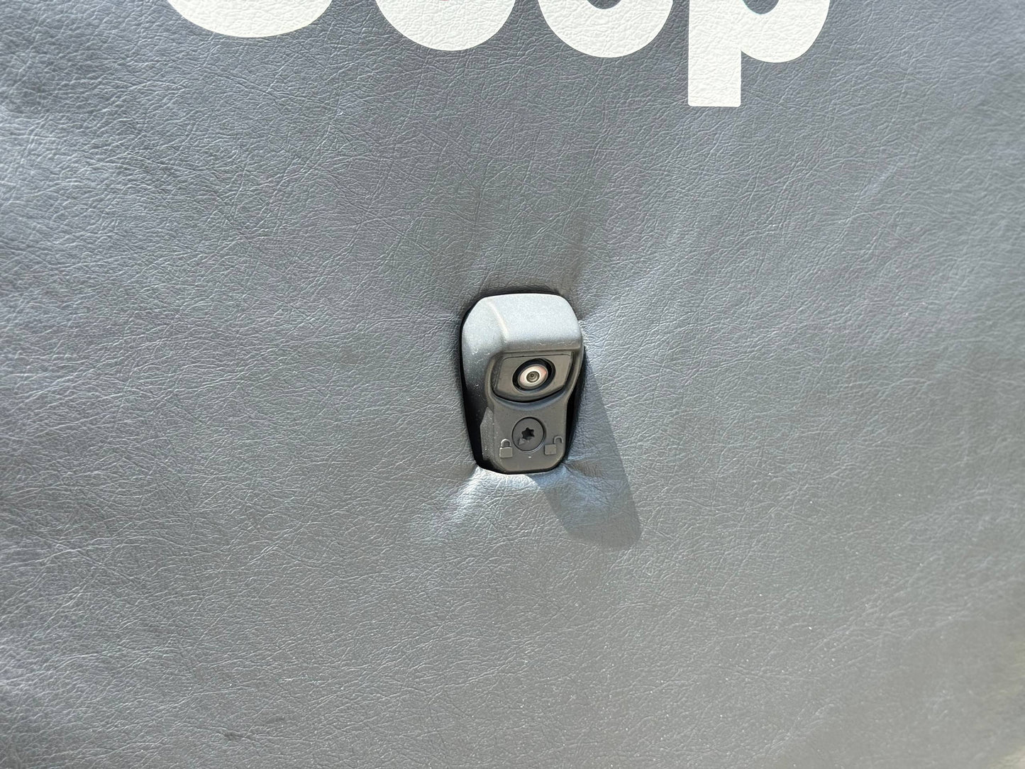 JEEP WRANGLER UNLIMITED SAHARA 4WD 2.0T