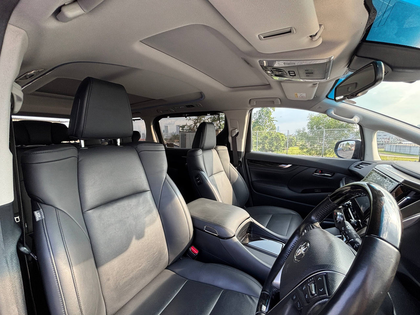 ALPHARD 2.5 SC PACKAGE MODELLISTA