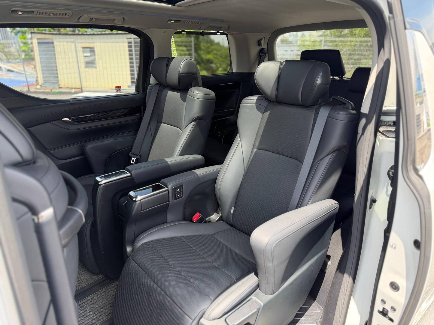 ALPHARD 2.5 SC PACKAGE MODELLISTA