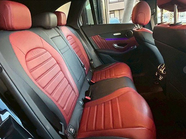 MERCEDES-BENZ GLC300 AMG LINE 4MATIC 2.0T