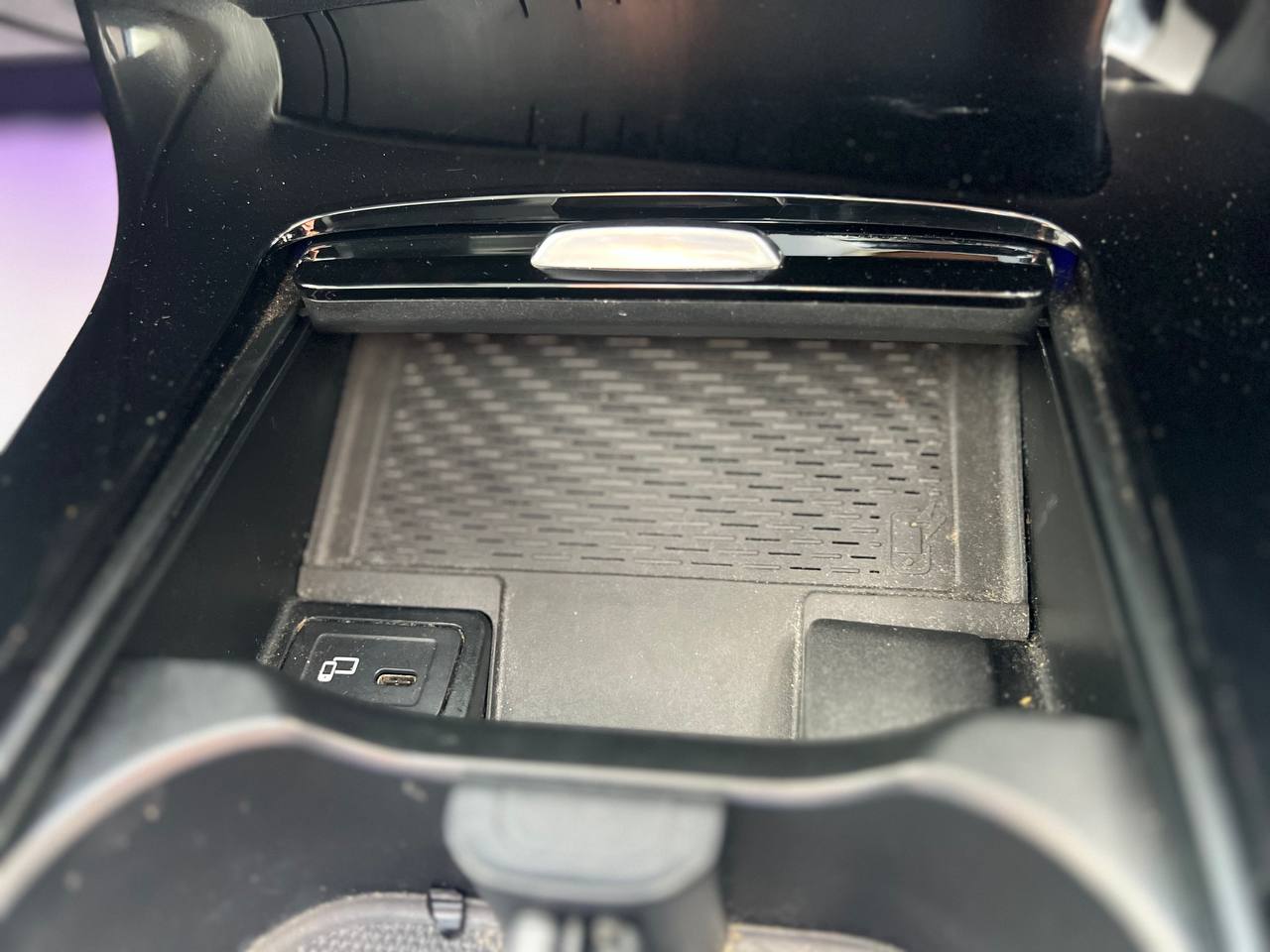 MERCEDES CLA250 AMG LINE 2.0T PREMIUM-PLUS
