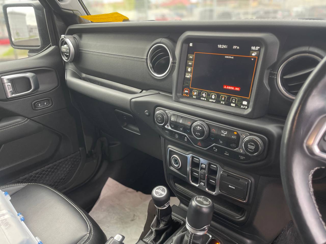 JEEP WRANGLER UNLIMITED SAHARA 4WD 2.0T