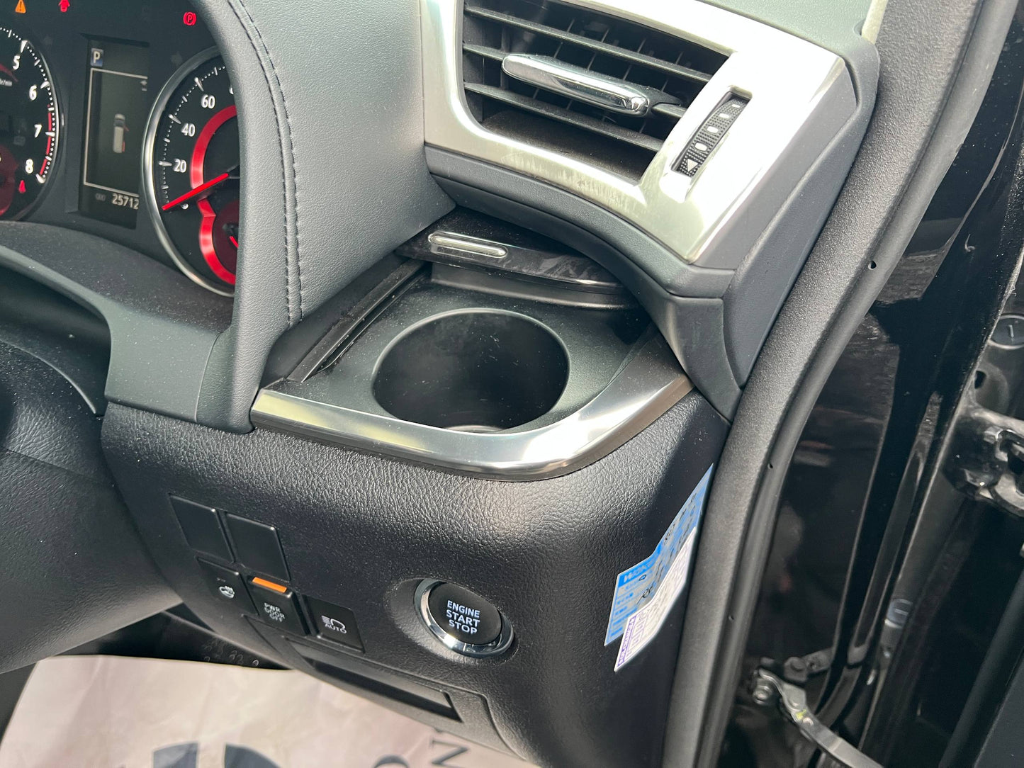 ALPHARD 2.5 SC PACKAGE MODELLISTA