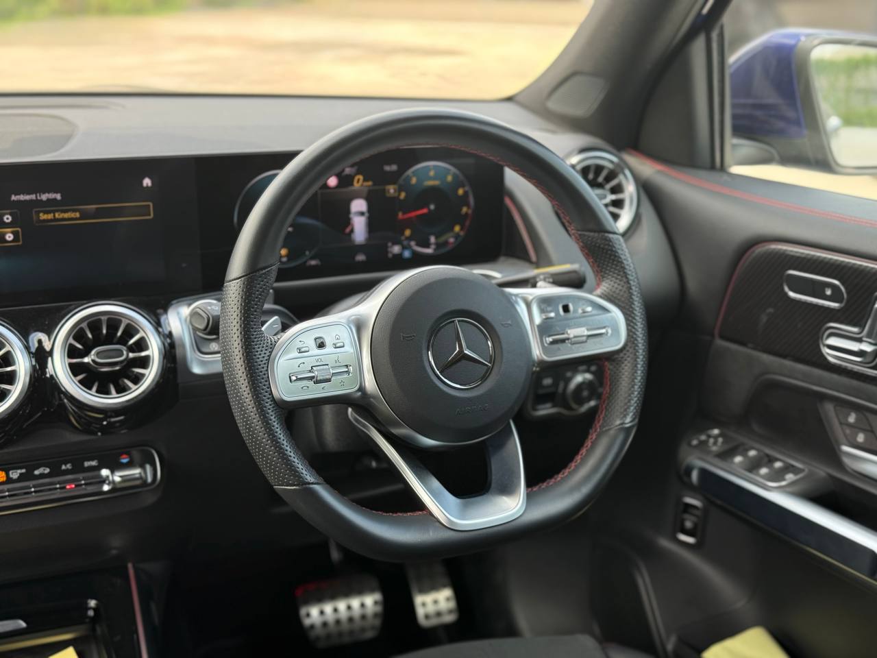 2021 MERCEDES BENZ GLB180 AMG LINE 1.3T