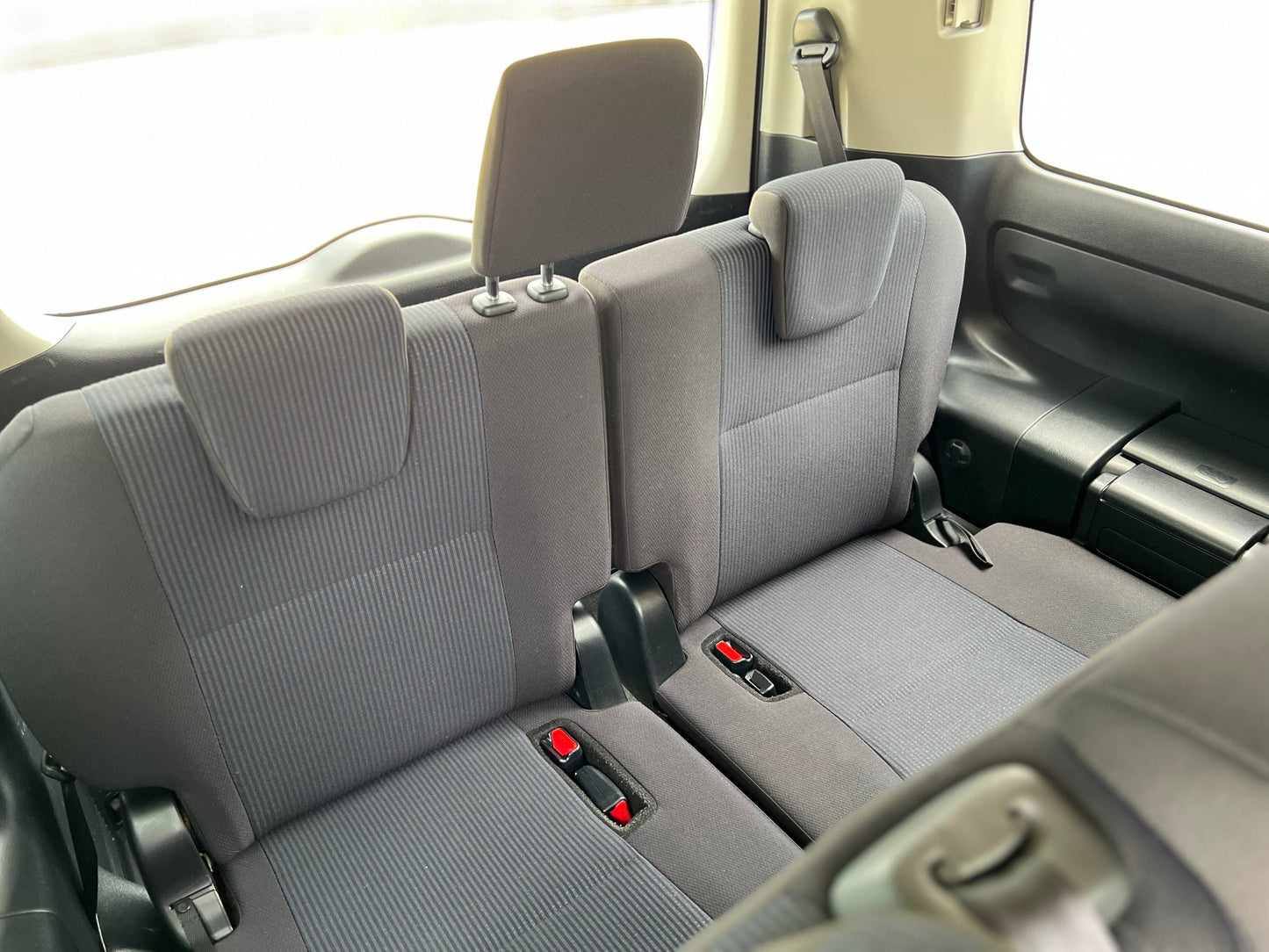 2021 TOYOTA NOAH 2.0X