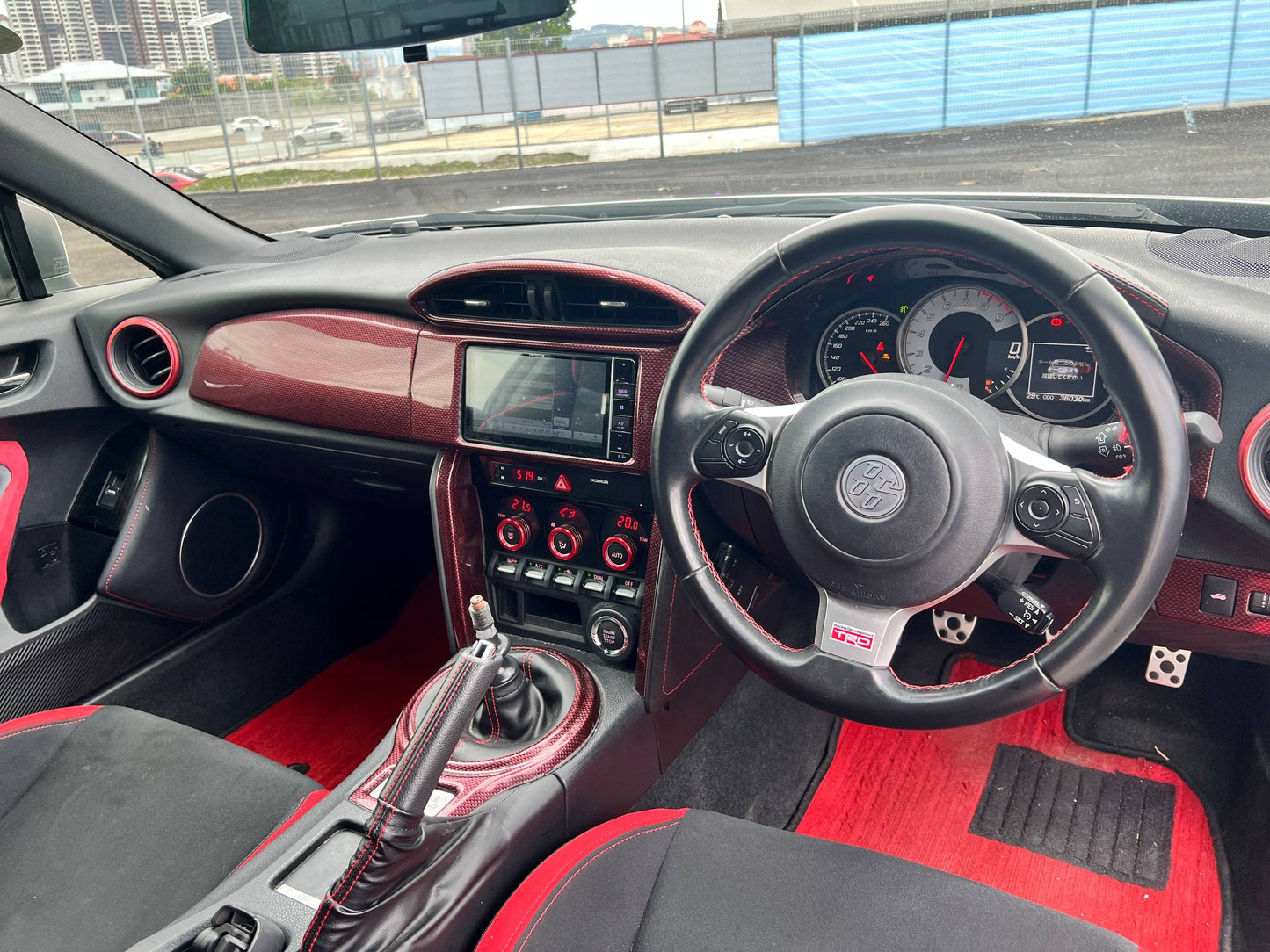 TOYOTA 86 GT 2.0 (6MT)