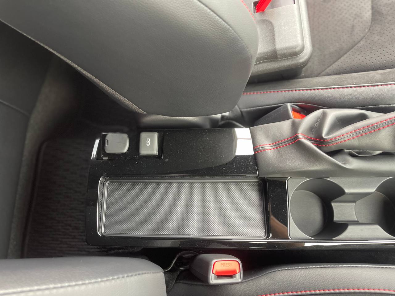 TOYOTA GR COROLLA RZ 4WD 1.6 (M)